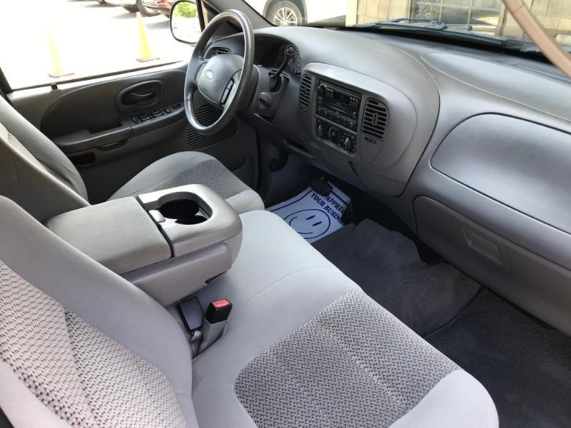 Ford F-150 SuperCrew 2WD 2003