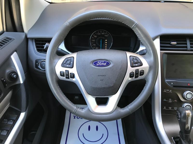 Ford Edge SEL FWD 2012