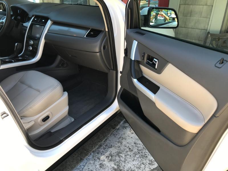 Ford Edge SEL FWD 2012