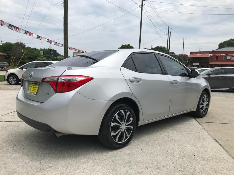 Toyota Corolla LE 2016