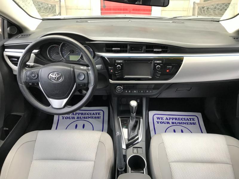 Toyota Corolla LE 2016