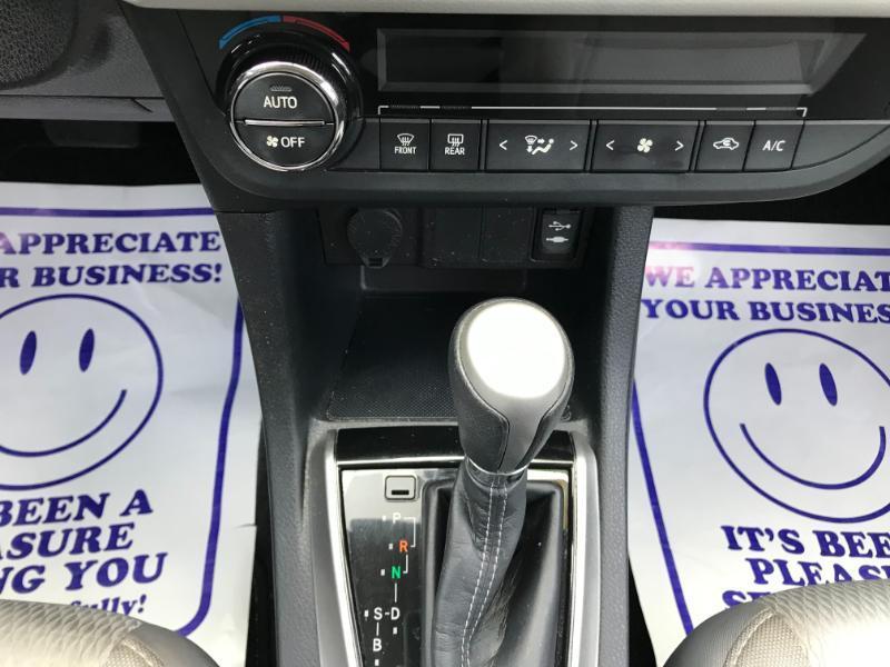 Toyota Corolla LE 2016
