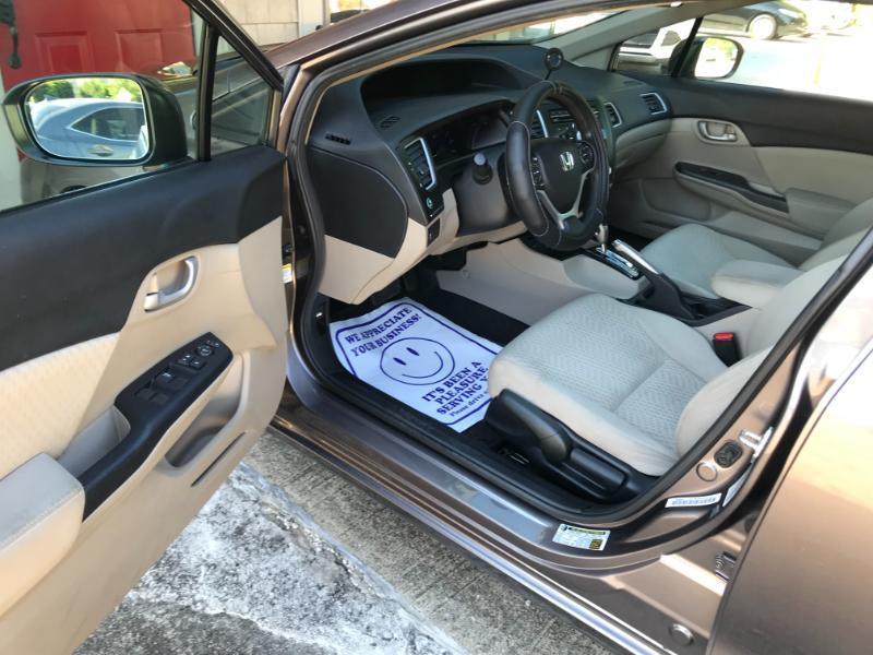 Honda Civic LX sedan 2014