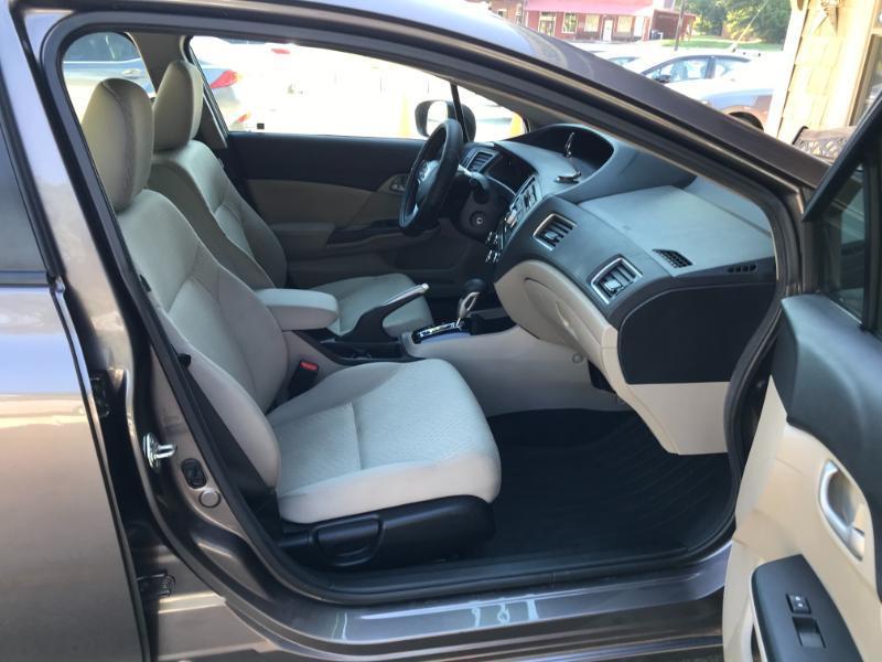Honda Civic LX sedan 2014
