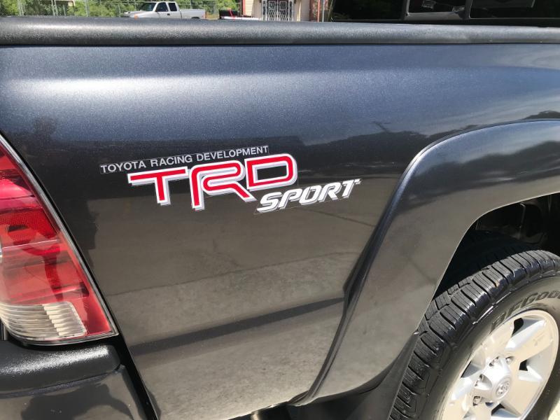 Toyota Tacoma  2013
