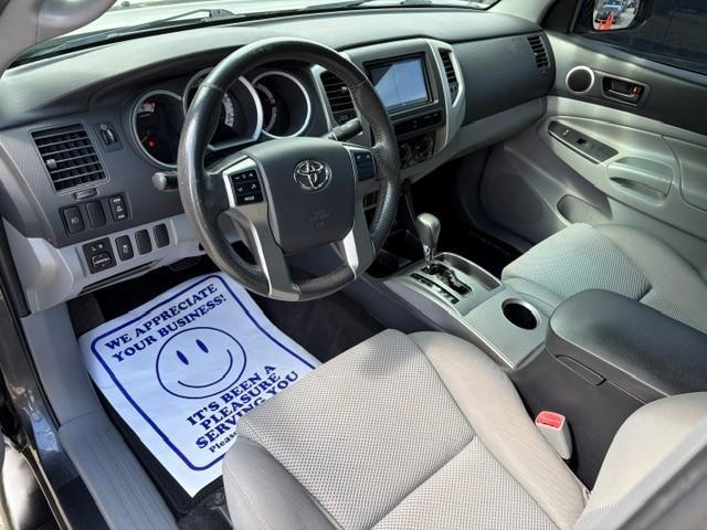 Toyota Tacoma  2013