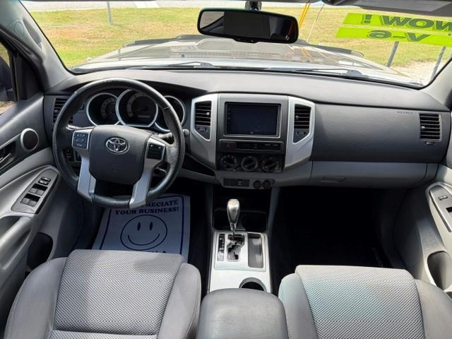 Toyota Tacoma  2013