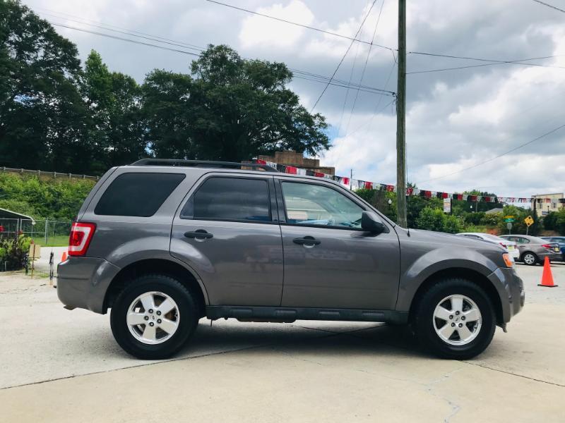 Ford Escape XLT FWD 2012