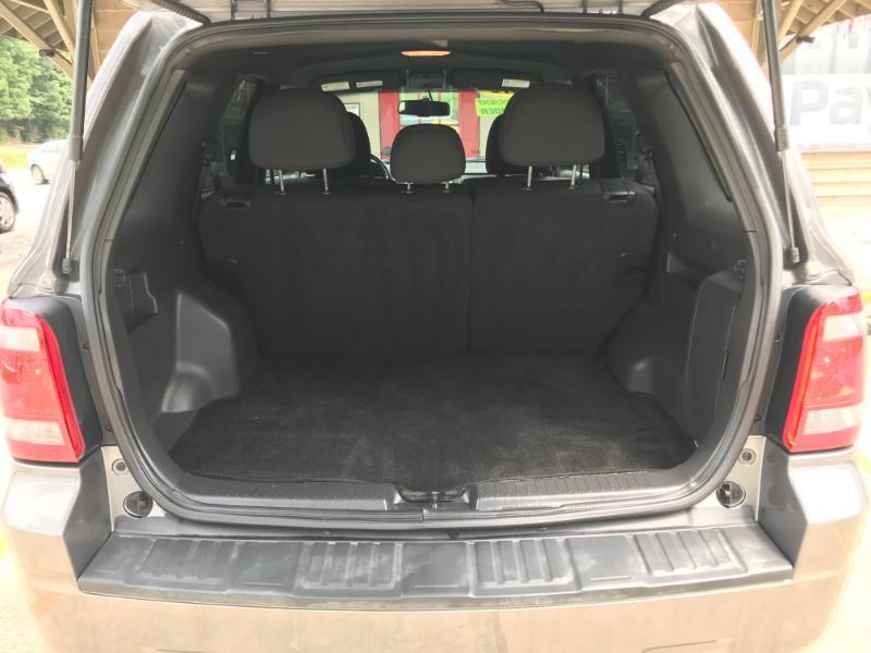 Ford Escape XLT FWD 2012