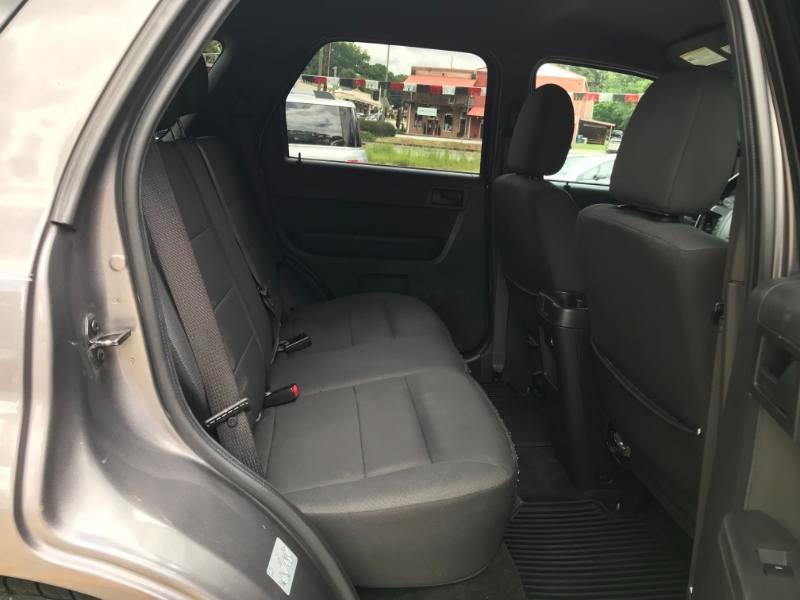 Ford Escape XLT FWD 2012