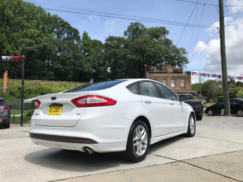 Ford Fusion SE 2016