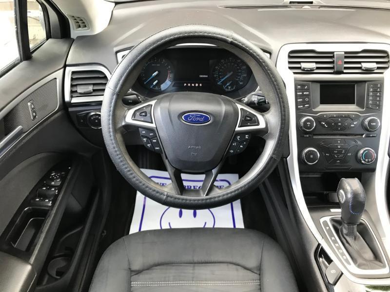 Ford Fusion SE 2016