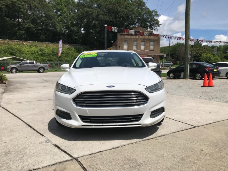 Ford Fusion SE 2016