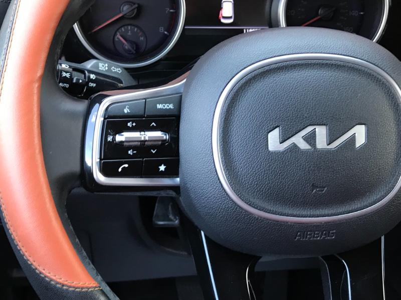 Kia Carnival SX FWD 2022