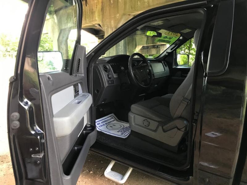 Ford F-150 XL 2WD Reg Cab 6.5' Box 2013