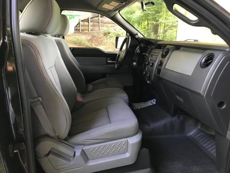 Ford F-150 XL 2WD Reg Cab 6.5' Box 2013