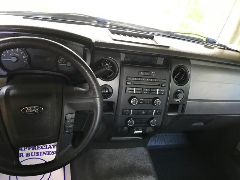 Ford F-150 XL 2WD Reg Cab 6.5' Box 2013