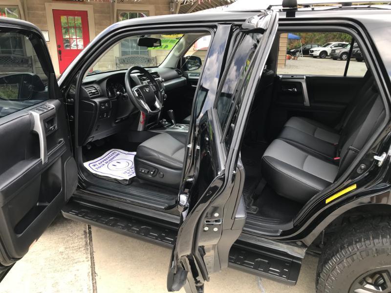 Toyota 4Runner SR5 Premium 4WD 2018