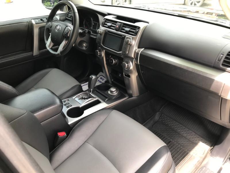 Toyota 4Runner SR5 Premium 4WD 2018