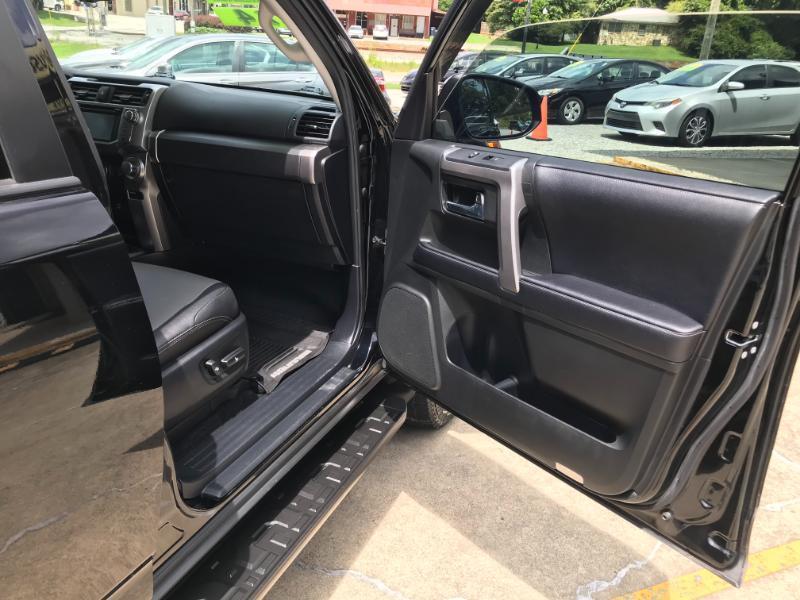 Toyota 4Runner SR5 Premium 4WD 2018