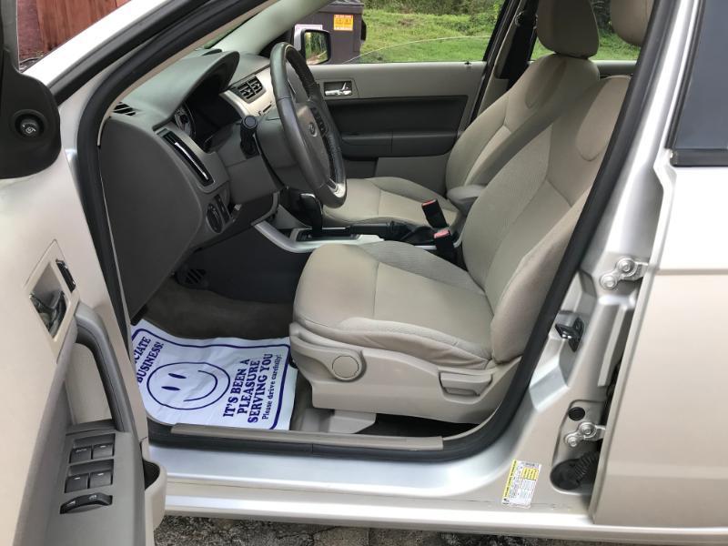 Ford Focus SES Sedan 2009