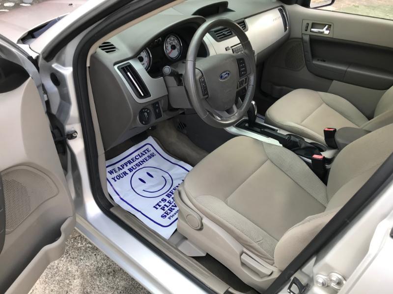 Ford Focus SES Sedan 2009