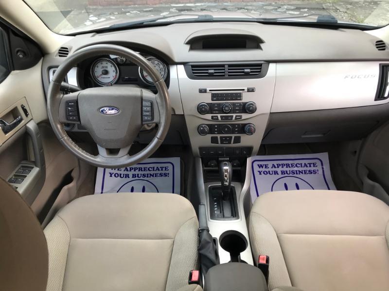 Ford Focus SES Sedan 2009