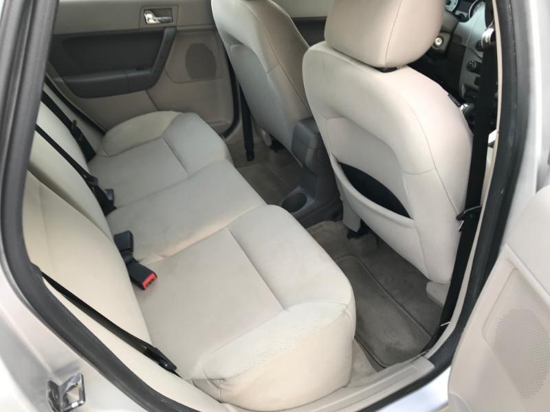 Ford Focus SES Sedan 2009