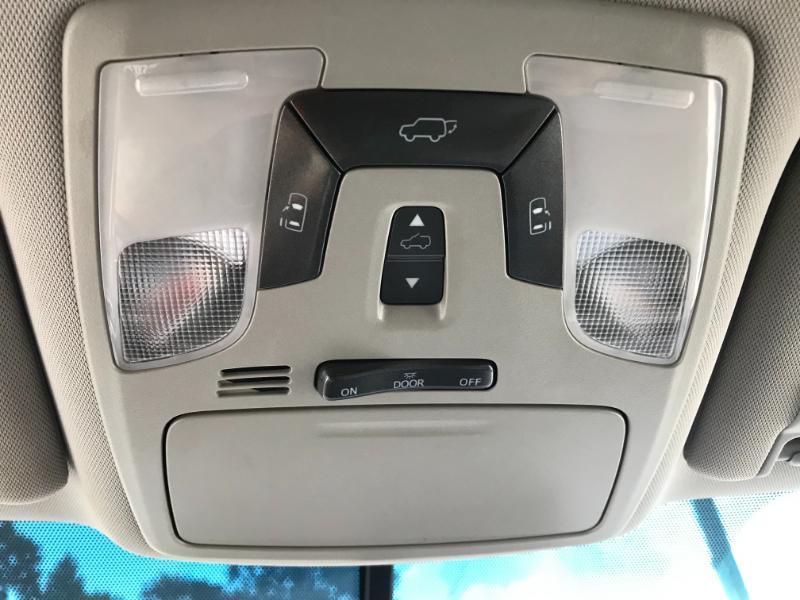 Toyota Sienna XLE Premium FWD 8-Passenger V6 2017