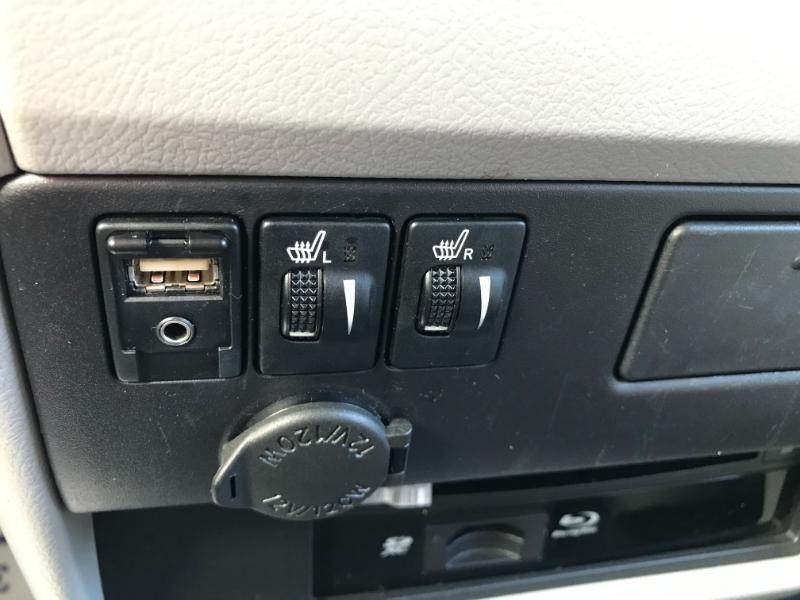 Toyota Sienna XLE Premium FWD 8-Passenger V6 2017