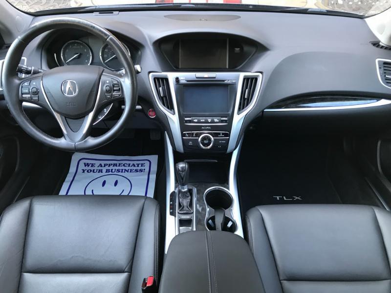 Acura TLX 2.4L FWD 2018