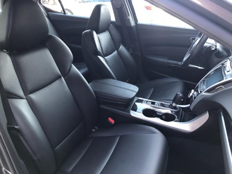 Acura TLX 2.4L FWD 2018