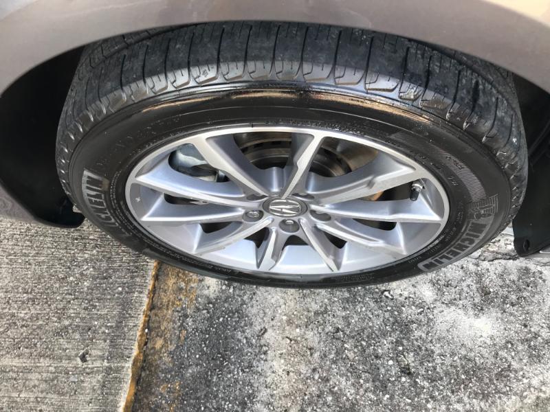 Acura TLX 2.4L FWD 2018