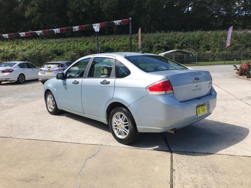 Ford Focus SE Sedan 2009