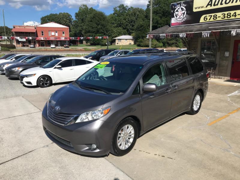 Toyota Sienna XLE FWD 8-Passenger V6 2016
