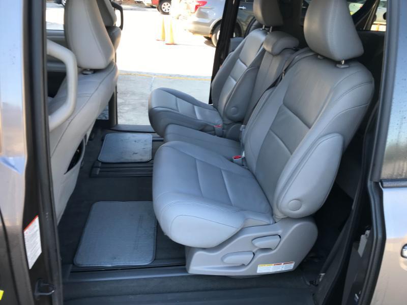 Toyota Sienna XLE FWD 8-Passenger V6 2016