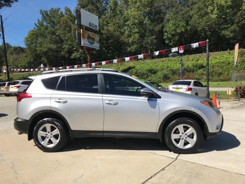 Toyota RAV4 XLE FWD 2014
