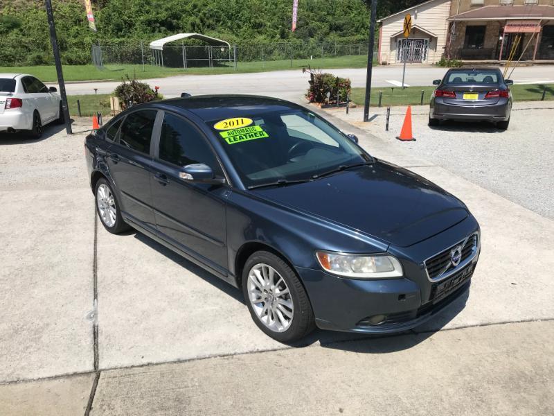 Volvo S40 T5 2011