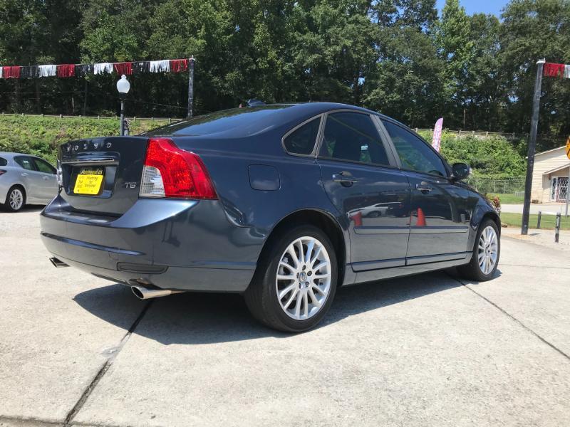 Volvo S40 T5 2011