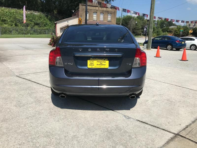 Volvo S40 T5 2011