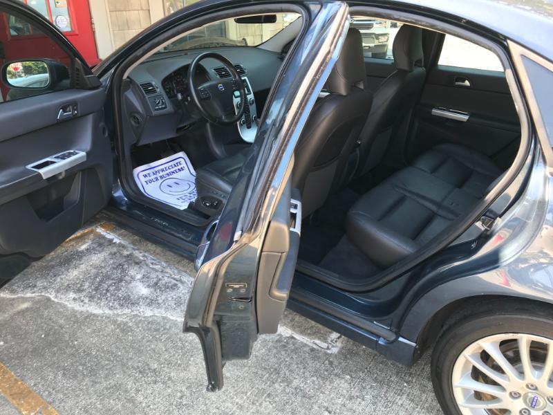 Volvo S40 T5 2011