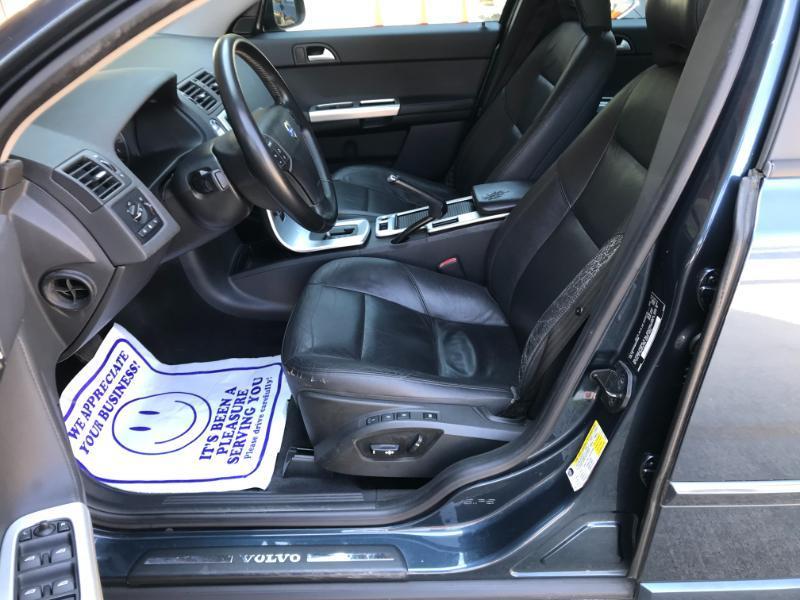 Volvo S40 T5 2011