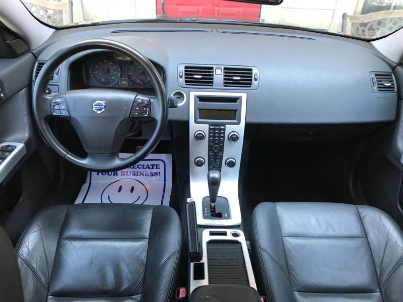 Volvo S40 T5 2011