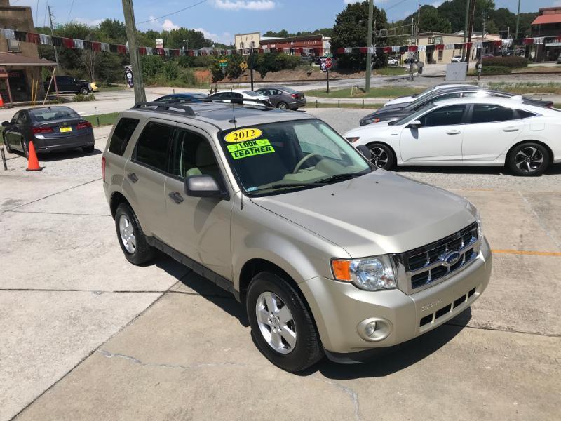 Ford Escape XLT FWD 2012