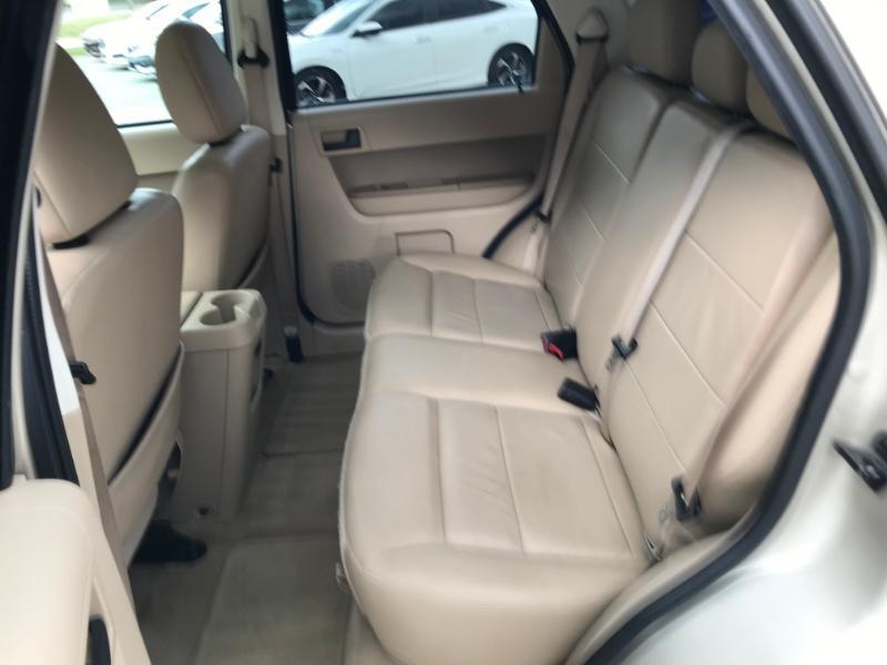 Ford Escape XLT FWD 2012
