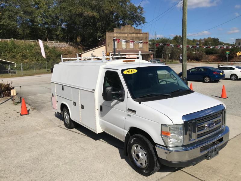 Ford Econoline E-350 Super Duty 2016