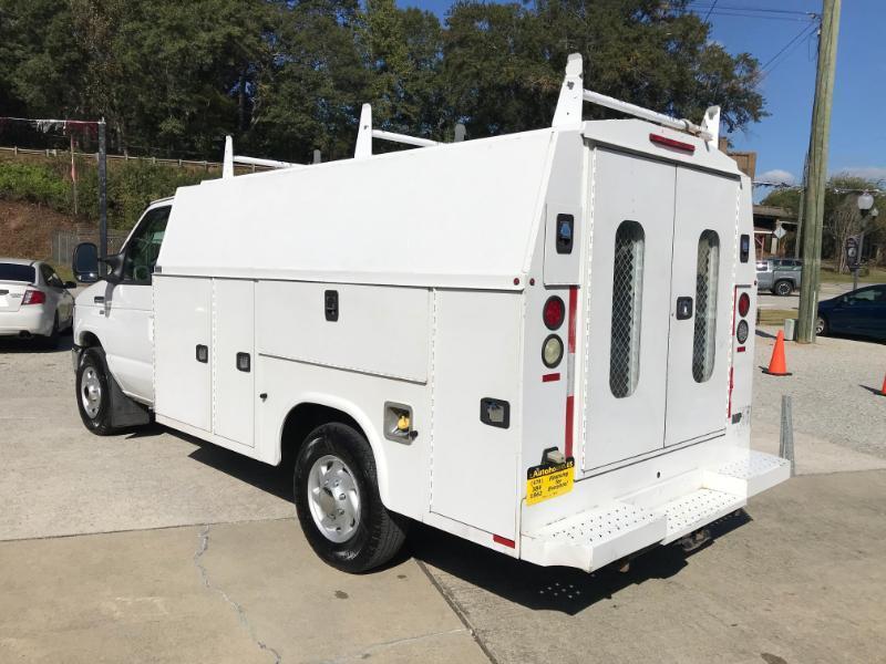Ford Econoline E-350 Super Duty 2016