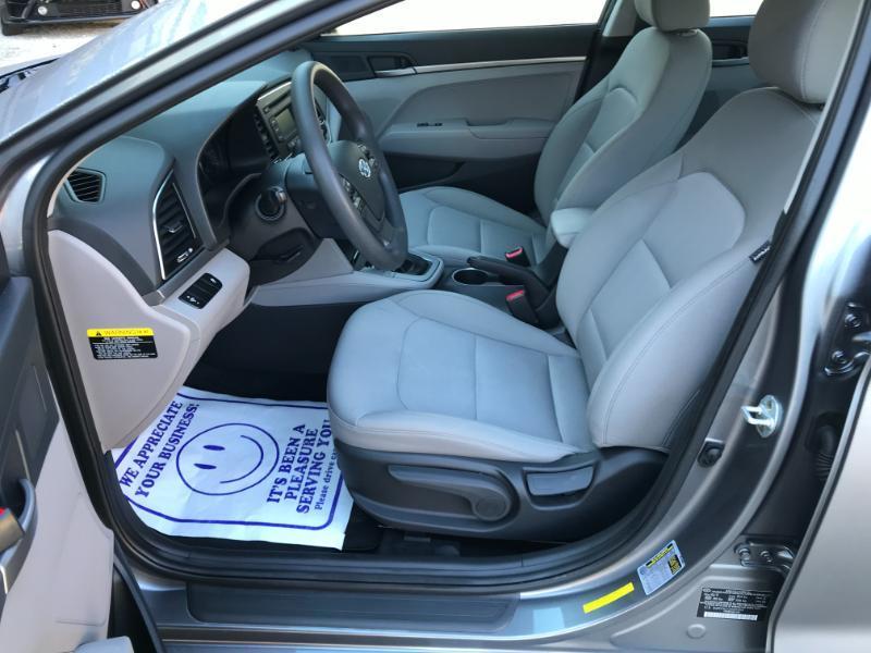 Hyundai Elantra SE Sedan 2018