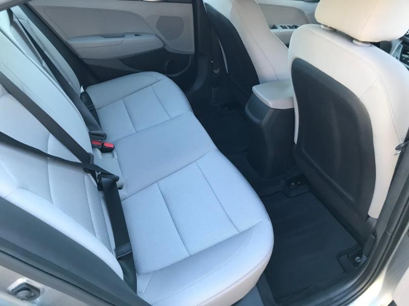 Hyundai Elantra SE Sedan 2018