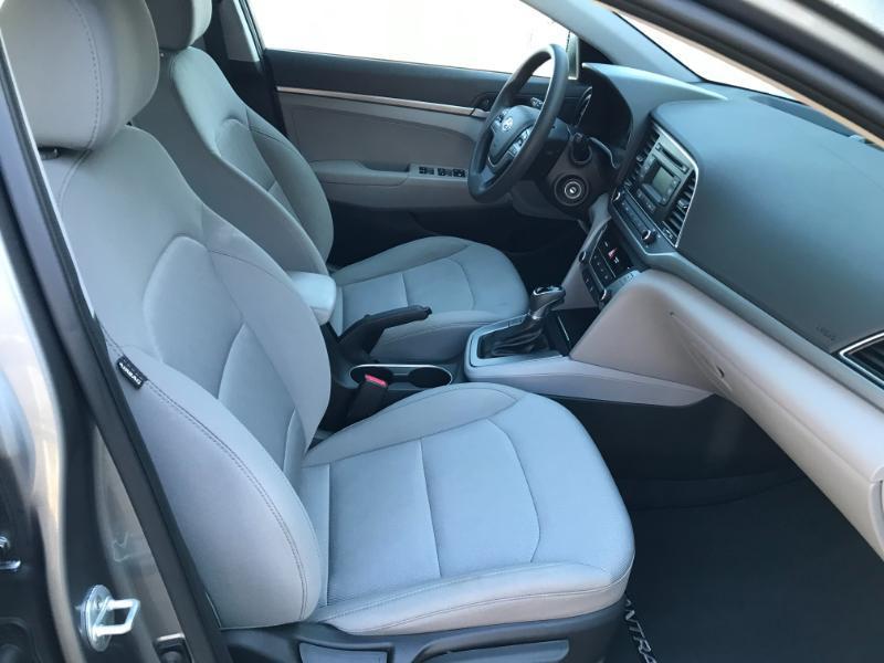 Hyundai Elantra SE Sedan 2018